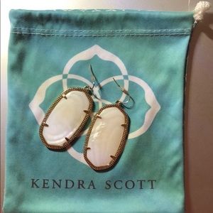 Kendra Scott Danielle Earrings